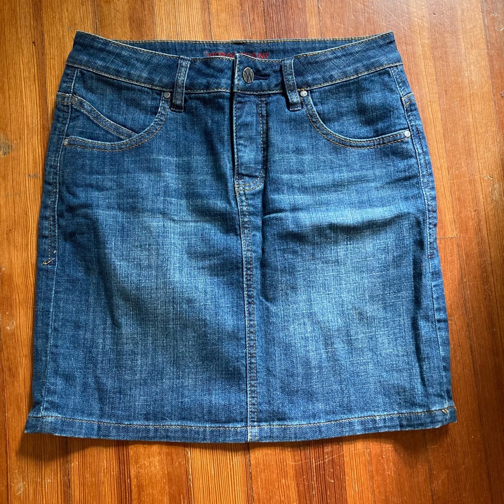 Denim Jean skirt. Size 6/28